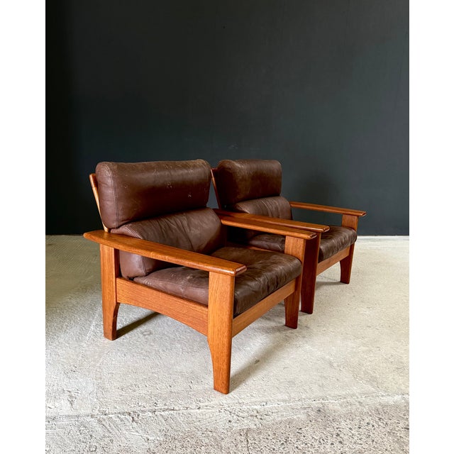 Brown Mid-Century Modern Lounge Chairs in Leather and Teak, 1960s, Set of 2 For Sale - Image 8 of 18