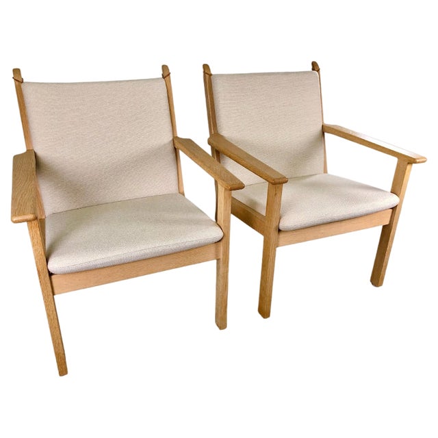 Set of Danish GE-284 Jubilee Lounge Chairs in Oak by Hans J. Wegner for Getama, 2003 For Sale