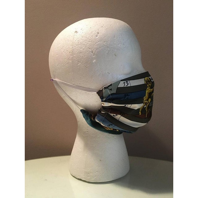 Handmade Hermes Vintage Dies et Hore Gemini Silk Scarf Face Mask For Sale In Philadelphia - Image 6 of 9