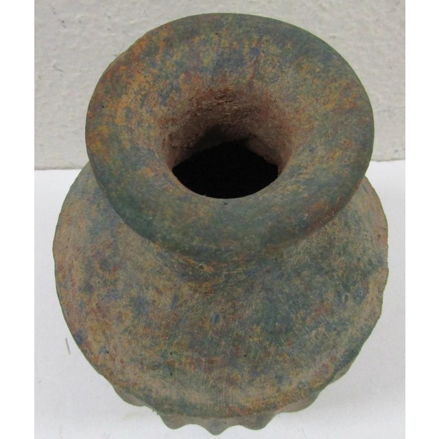 Antique Bo Fajans 1930s Earthenware Vase With Vertical Fluting 8" Tall For Sale In Miami - Image 6 of 13