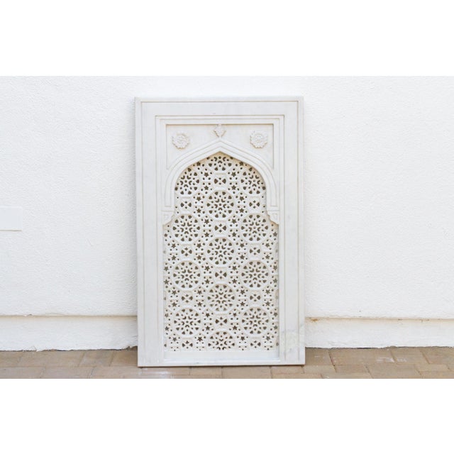Indian Set of 2 Hand-Carved Marble Jali Windows For Sale - Image 3 of 9