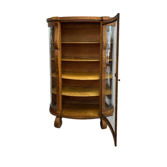Antique American Tiger Oak Bowfront Curio Cabinet With Bent Glass, C. 1900 For Sale - Image 9 of 13