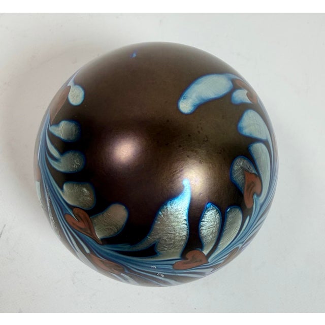 1970s Steve Correia Heart Vine Art Glass Paperweight Signed For Sale - Image 9 of 12