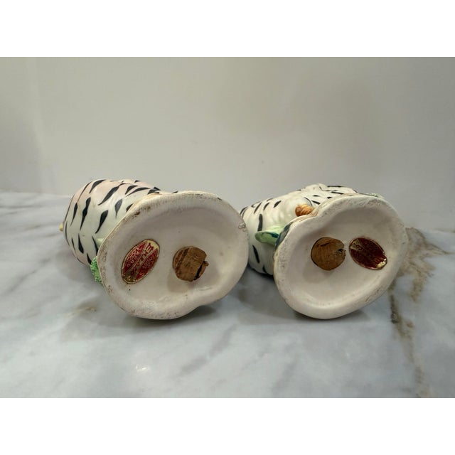Vintage Japanese Bisque Barred Rock Hen Salt and Pepper Shakers, a Pair For Sale In Phoenix - Image 6 of 12