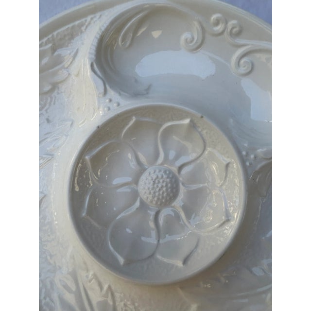 Mid 20th Century White Majolica Artichoke Plates- A Pair For Sale - Image 5 of 8