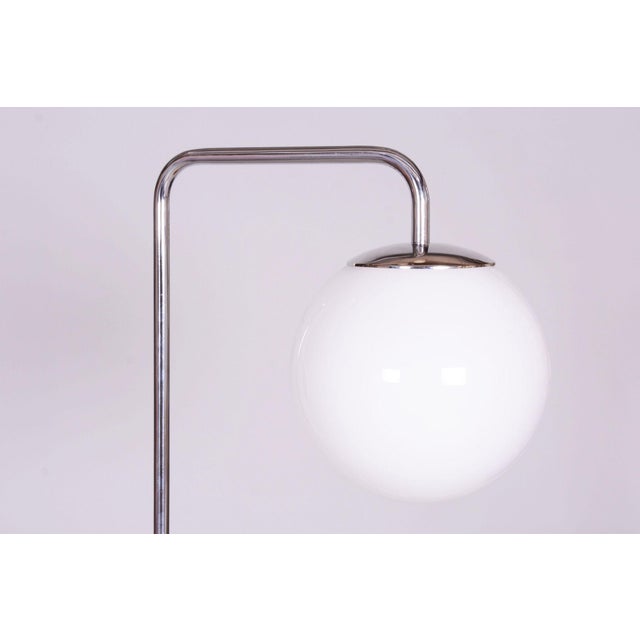 1930s Bauhaus Floor Lamp in Chrome-Plated Steel by Hynek Gottwald, 1930s For Sale - Image 5 of 10