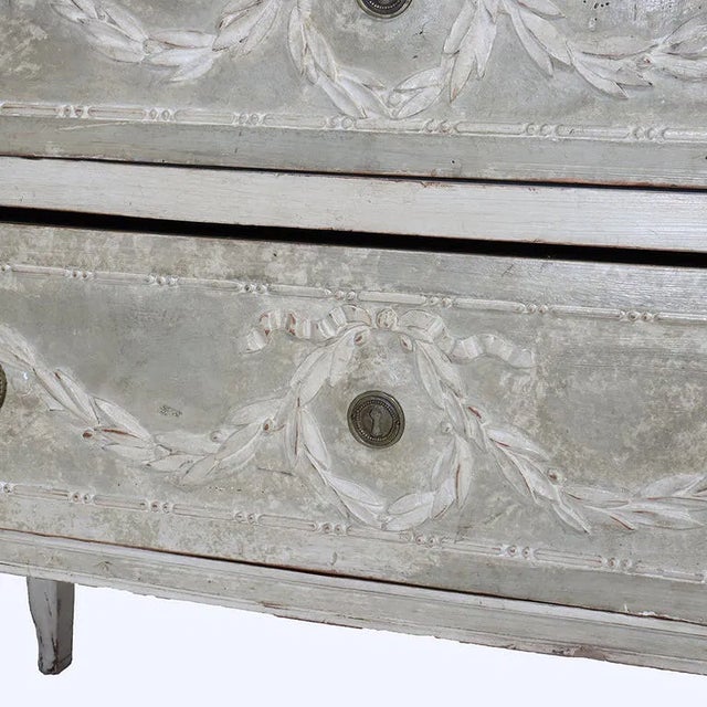 Antique White Swedish Gustavian Painted Two-Drawer Chest With Carved Laurel Swags, Late 18th Century For Sale - Image 8 of 17