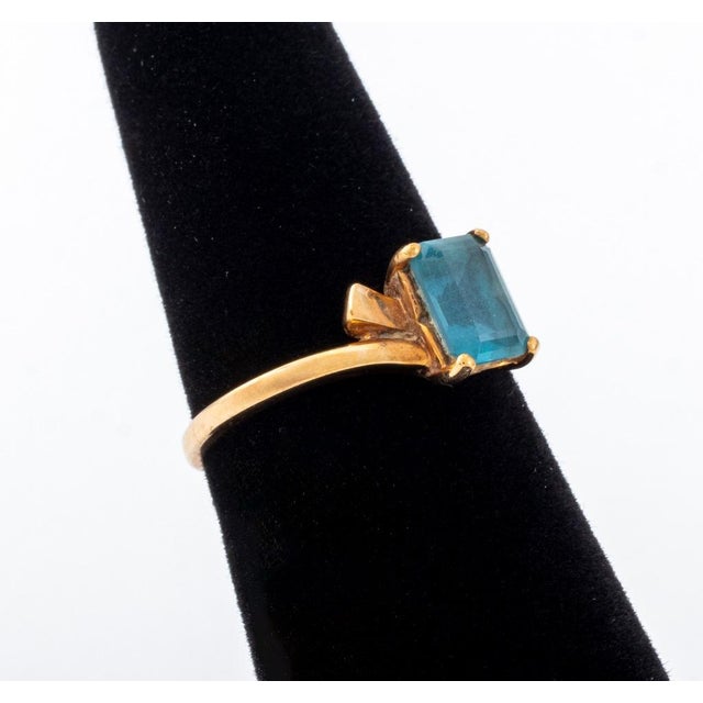 Vintage 10k Yellow Gold & Blue Topaz Ring For Sale - Image 4 of 8