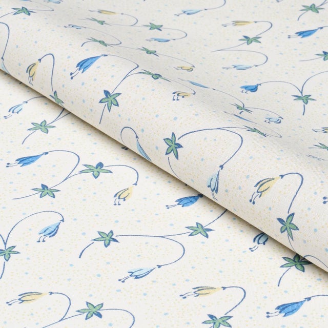 Schumacher SAMPLE - Schumacher Lolly Floral Fabric In Blues For Sale - Image 4 of 5