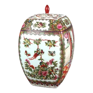 Early 20th Century Chinese Rose Medallion Enameled Porcelain Lidded Urn