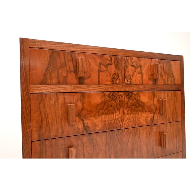Art Deco Figured Walnut Chest of Drawers, 1930 For Sale - Image 9 of 11
