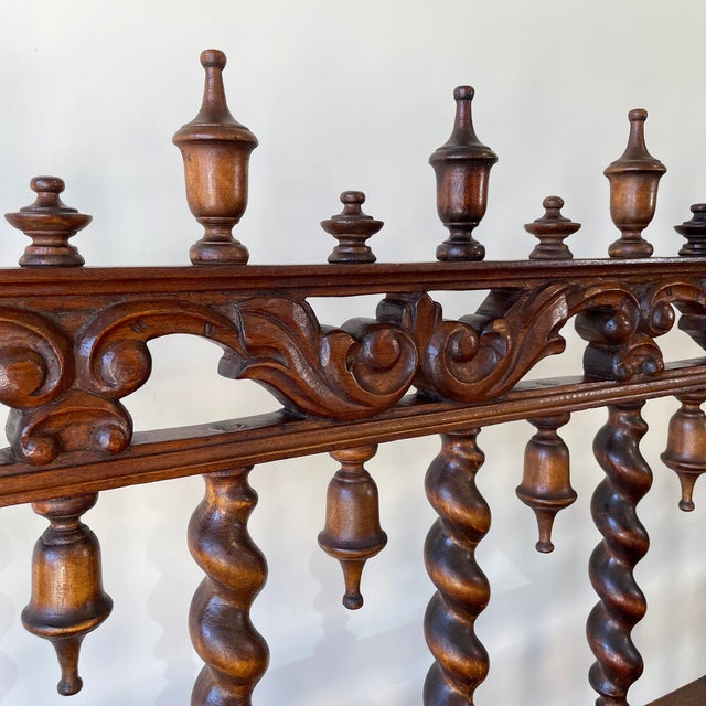 19th Century Walnut Barley-Twist Hall Bench For Sale In Greensboro - Image 6 of 12