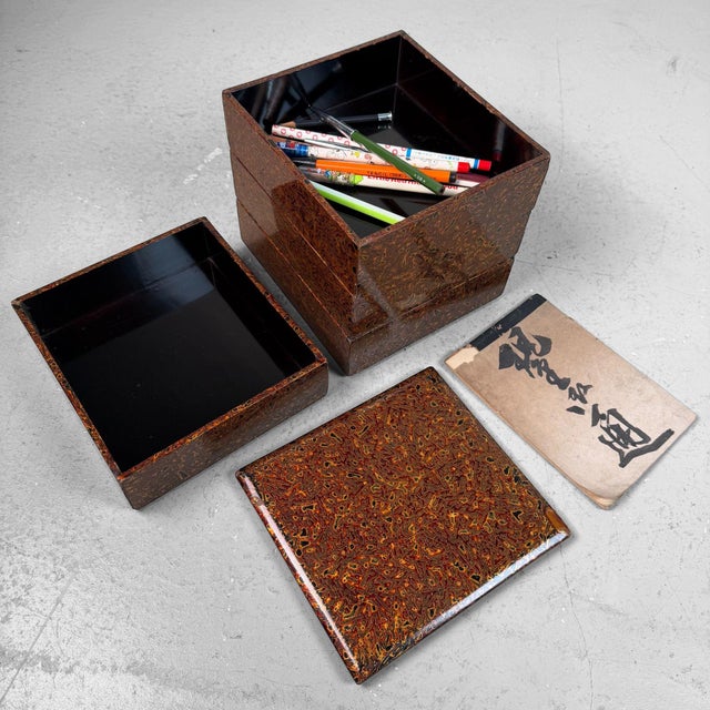 1920s Japanese Wakasa-Nuri Jubako Stacking Box, 1940s For Sale - Image 5 of 18