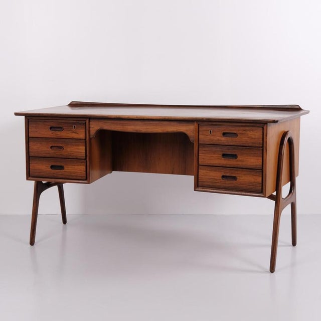 Desk model sh 180 designed by svend åge madsen and manufactured by sigurd hansen møbelfabrik in the early 1960s. Crafted...