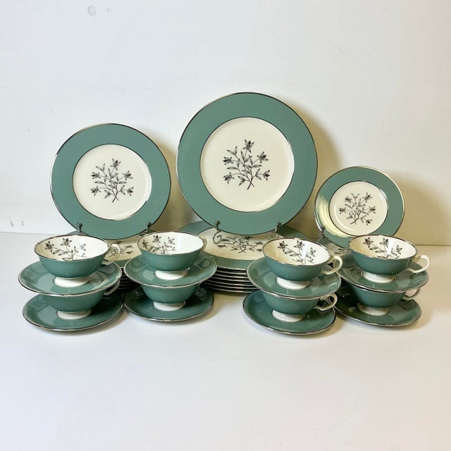 1970s 1970s Vintage Hollywood Regency Art Nouveau Lenox Kingsley China Dinnerware - (8) 5 Pc Place Settings - 40 pcs For Sale - Image 5 of 17