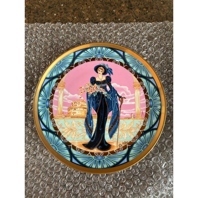 1960s De Wan Porcelain Plates, Part of the "Le Grandi Opere Liriche"' (Great Opera Works) Series Celebrating Giacomo Puccini's Famous Opera, Tosca. For Sale - Image 4 of 8