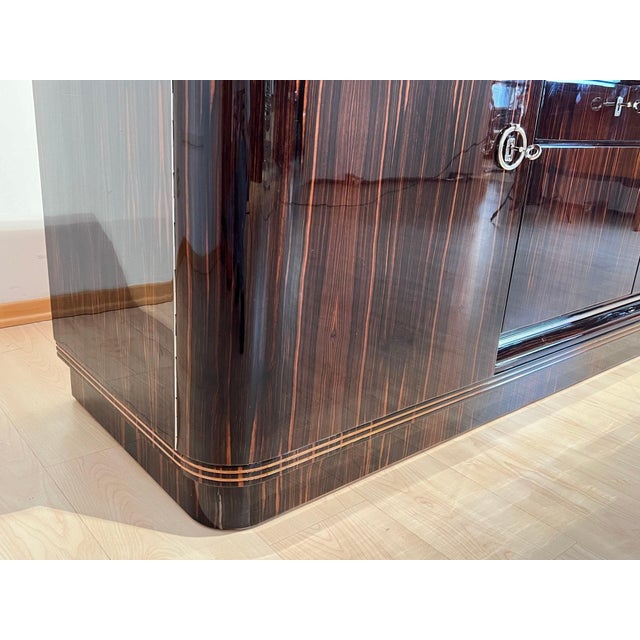Large Art Deco Sideboard in Macassar Ebony, Maple & Chrome, France, 1930s For Sale - Image 10 of 18