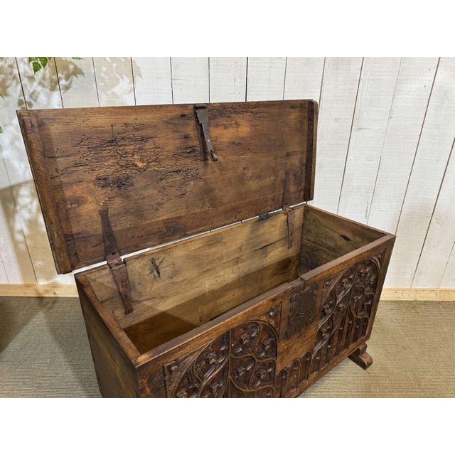 18th Century Oak Chest with Gothic Decoration For Sale - Image 10 of 18