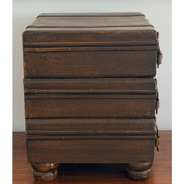 1990s Stacked Suitcase Drinks Tables, a Pair For Sale - Image 5 of 17
