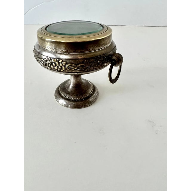 Early 20th Century Repoussé Pedestal Casket Box of Brass & Metal with Glass Lid For Sale - Image 4 of 7