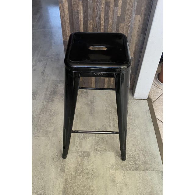 Metal Vintage Industrial H75 Stackable Bar Stool in Black by Xavier Pauchard for Tolix, 1950s For Sale - Image 7 of 18