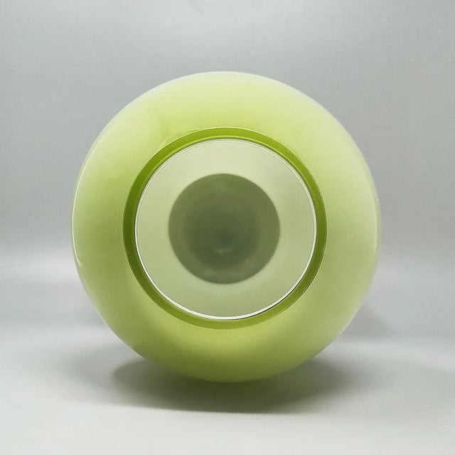 Space Age Green Vase in Murano Glass, 1970s For Sale - Image 6 of 8