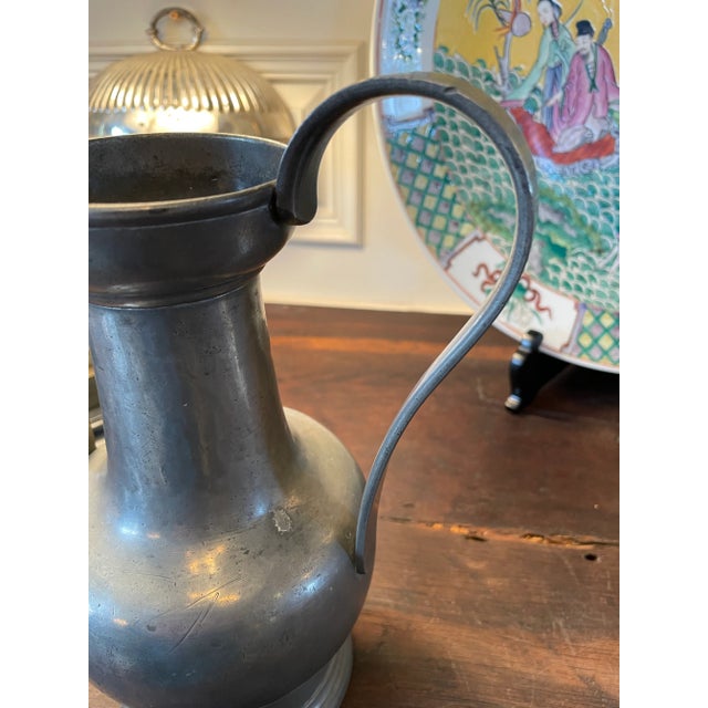 Silver 18th Century Flemish Rembrandt Style Double Handled Pewter Flagon Hallmarked For Sale - Image 8 of 12