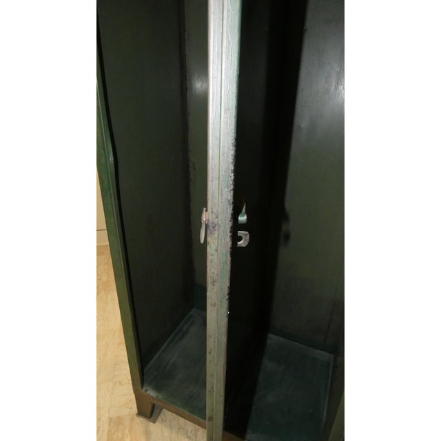 Vintage Italian Metal Military Locker from Officina Di Ricerca, 1960s For Sale - Image 11 of 17