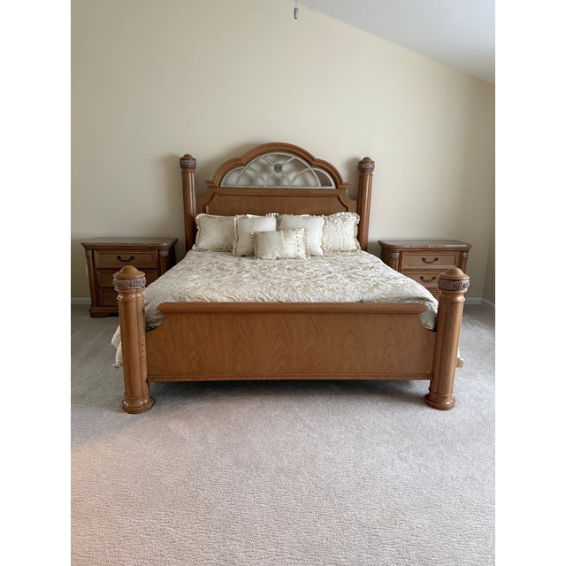 American Stanley Coronation Bedroom Set For Sale - Image 3 of 16
