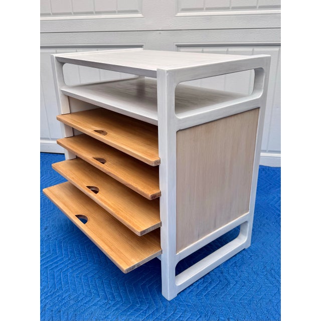 1950s Mid-Century Modern Magazine Table by Edward Wormley for Drexel For Sale - Image 5 of 12