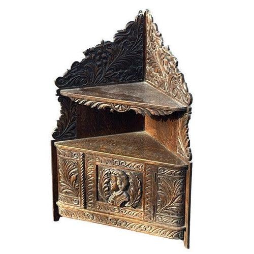 Victorian Corner Wall Cabinet in Oak with Fine Carved Figure and Decoration For Sale - Image 11 of 11