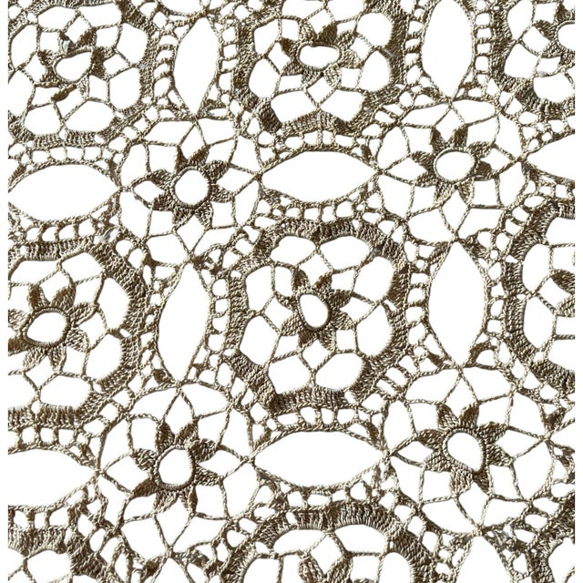 Mid 20th Century Vintage 71 X 70 Rectangular Crochet Tablecloth Beige Floral Farmhouse Traditional Grandmillennial For Sale - Image 5 of 6