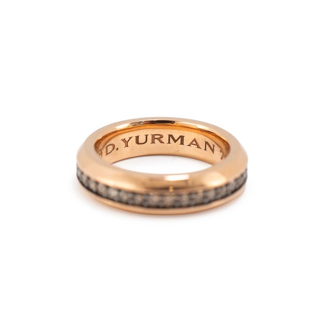 Men’s David Yurman Beveled 18k Rose Gold 0.87ctw Cognac Diamonds 6mm Band Ring, Size 8 For Sale In Houston - Image 6 of 8
