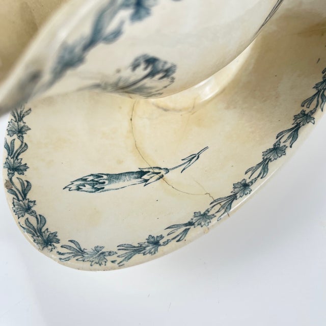 Ceramic Earthenware Oeillet Gravy Boat from KG Lunéville, 19th Century For Sale - Image 7 of 11