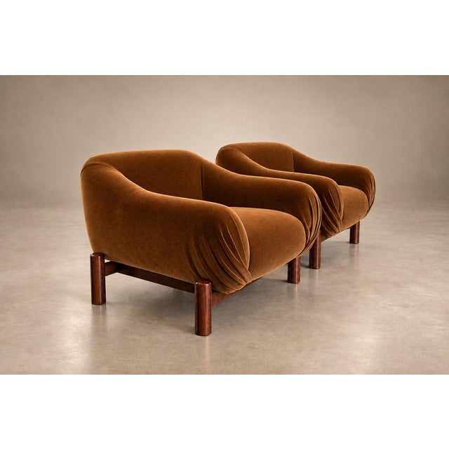 1960s Pair of Brazilian Mid-Century Modern Rosewood Armchairs in Burnished Caramel Mohair by Cimo, 1960s For Sale - Image 5 of 18