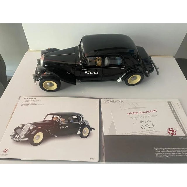 Arw01 Tif & Tondu Citroën traction 174/444 Cardboard dimensions: 56x24x24cm Dimensions: 40x15x12cm This piece has an...