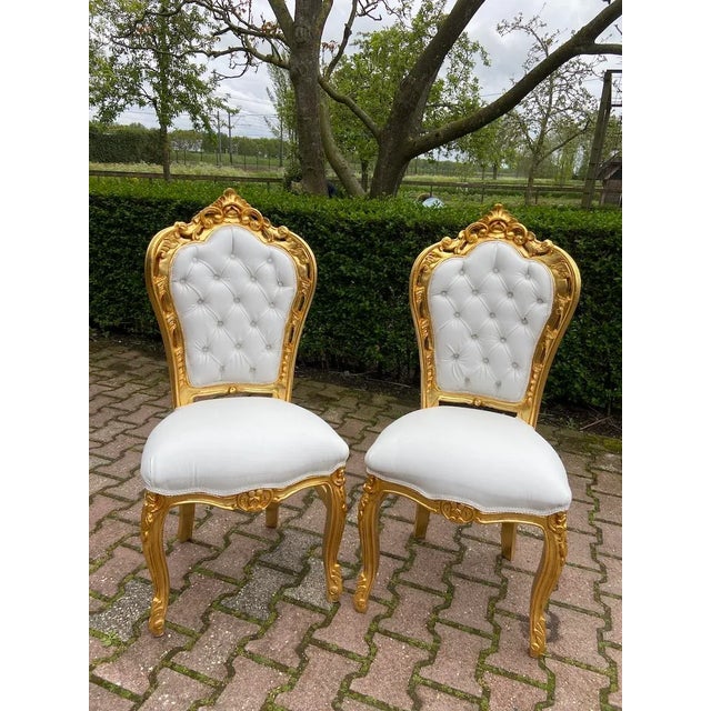 1970s Italian Baroque Gold Leaf Marble White Leather Dining Set – 5pcs For Sale - Image 13 of 18