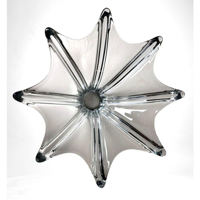 Transparent Vannes-Le-Châtel, Cristalleries French Lead-Crystal Centerpiece For Sale - Image 8 of 17