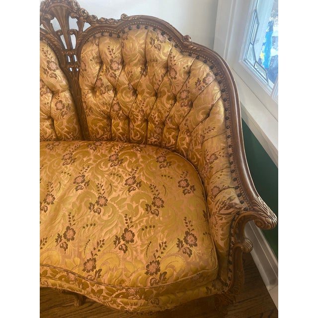 Early 20th Century Victorian Homer Bros Loveseat For Sale - Image 4 of 11