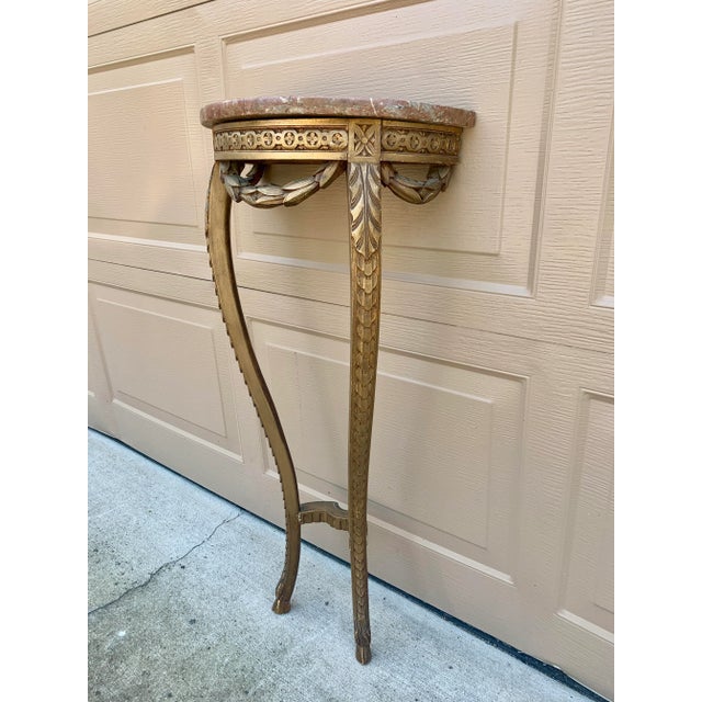 French Provincial Louis XVI French Provincial Neoclassical Gilt Wood Marble Top Table For Sale - Image 3 of 12