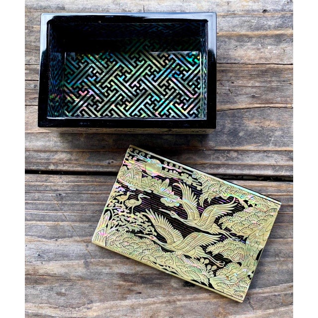 Korean Najeonchilgi Mother-of-Pearl Crane & Pine Lacquer Box, ImArt For Sale - Image 4 of 13