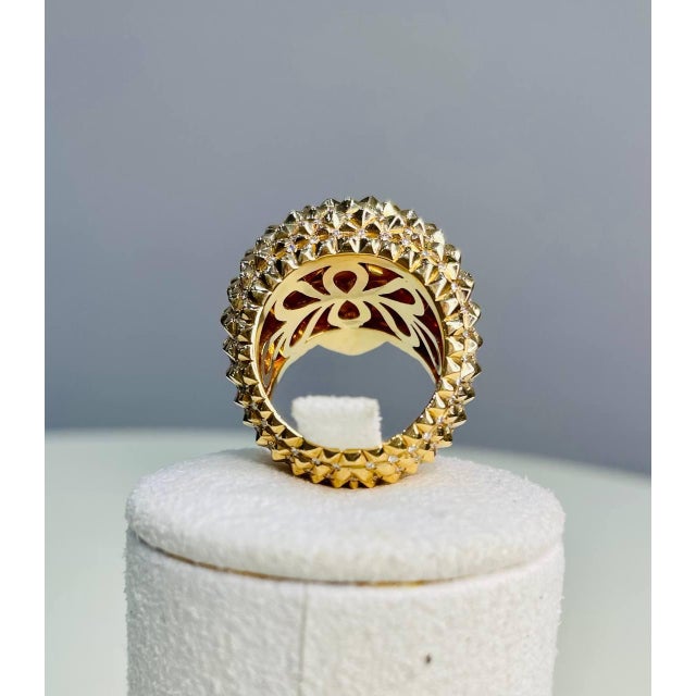 Hedgehog Spikey Emerald Eyes 18k Gold Statement Unique Cute Animal Ring, Size 6 For Sale - Image 4 of 15