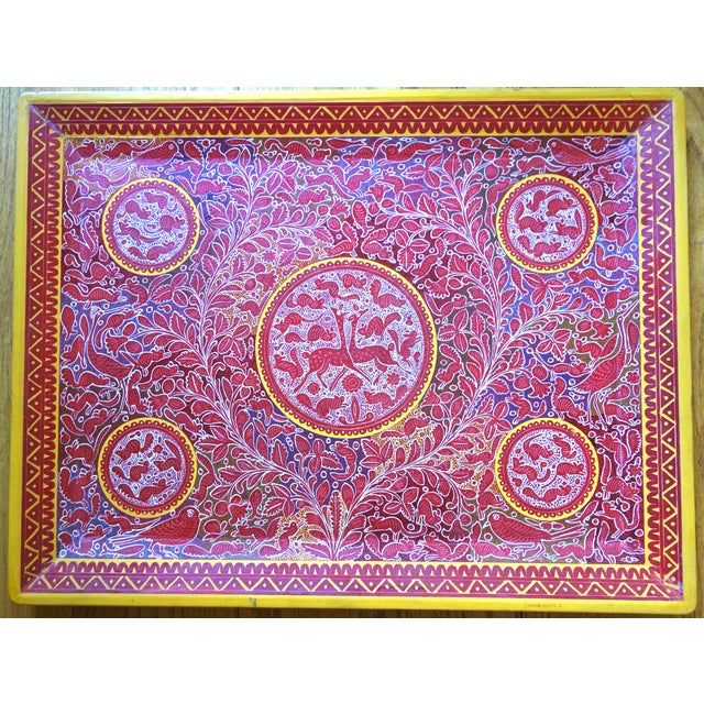 1970s Pair of Signed Vintage Mexican Lacquer Trays by Damaso Ayala J., Mexico City, C. 1975 For Sale - Image 5 of 8