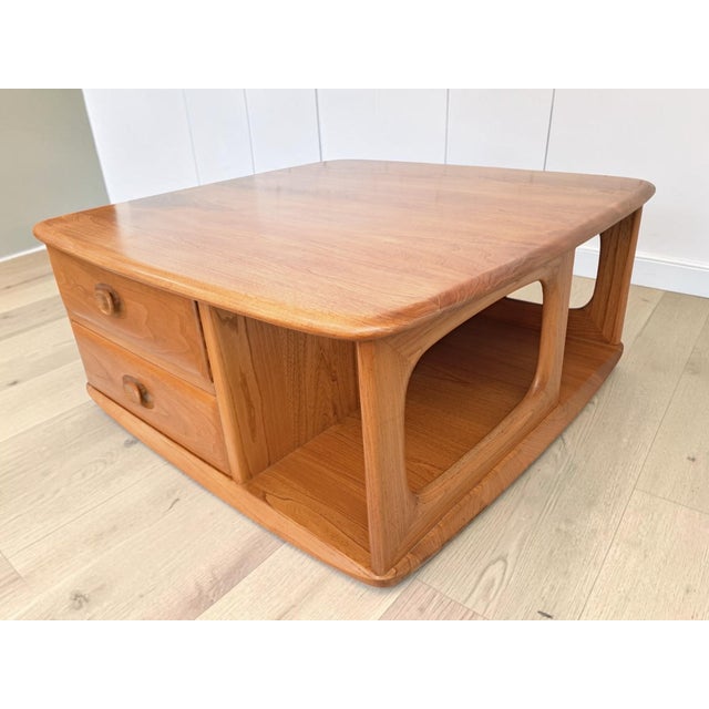 Mid Century Ercol Pandora Coffee Table in Solid Elm (1980s) Blonde - In Exceptional Condition A rare and highly sought-...