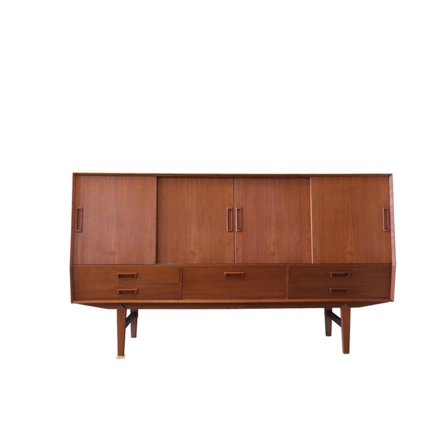 Sideboard in Teak with Illuminated Bar from Wemb Møbelfabrik, 1960s For Sale - Image 4 of 15