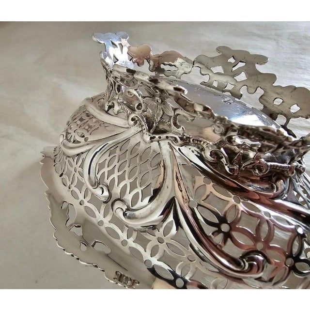 Metal Antique Victorian Sterling Silver Navette Bon Bon Dish from William Comyns, 1889 For Sale - Image 7 of 18