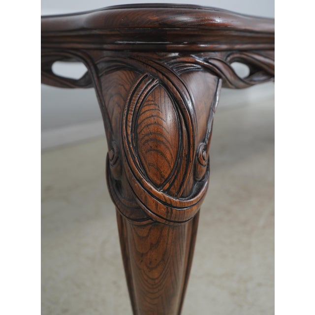 Henredon French Style Walnut Dining Room Table For Sale - Image 12 of 18