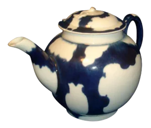 1765 English Worcester Porcelain Blue & White Tea Pot Dr. Wall