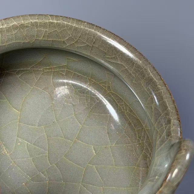 Chinese Celadon Tripod Vessel, Twin‑Handle Crackle‑Glaze Collectible Decorative Censer For Sale - Image 4 of 9