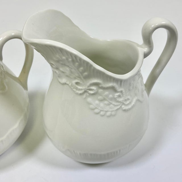 1989 Vintage English Americana Wedgwood for Ralph Lauren Le Blanc Claire Creamer & Covered Sugar For Sale - Image 6 of 9
